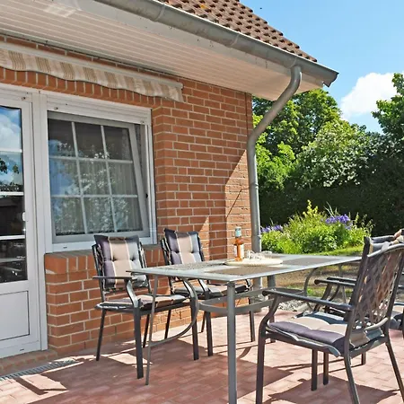 Schoene 3-raum-ferienwohnung Direkt Im Nationalpark Apartmán